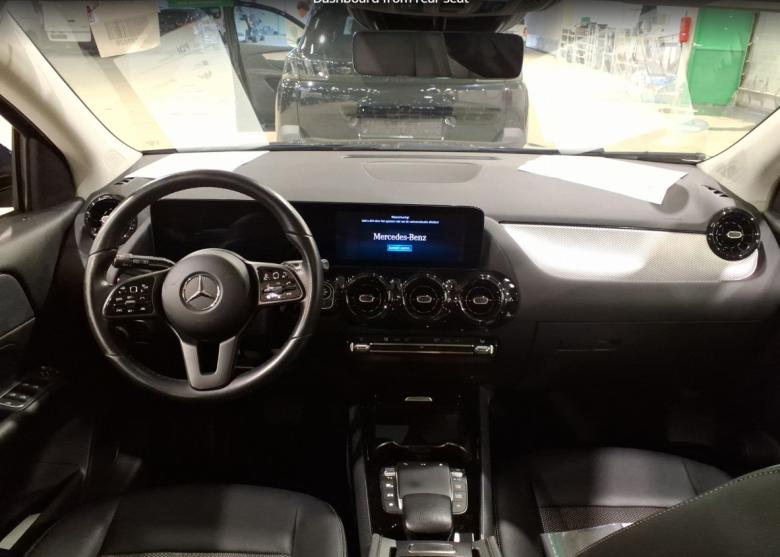 Mercedes GLA 180 d Aut. Widescreen CarPlay Navi 1/2 Leather KeylessStart Camera Klima PDC #5